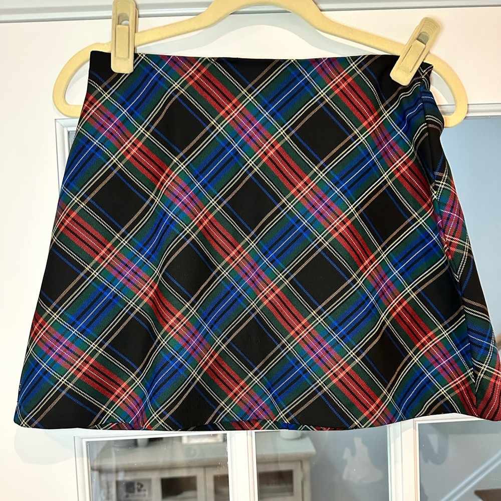 Zara black, red, green and blue plaid mini skirt - size small